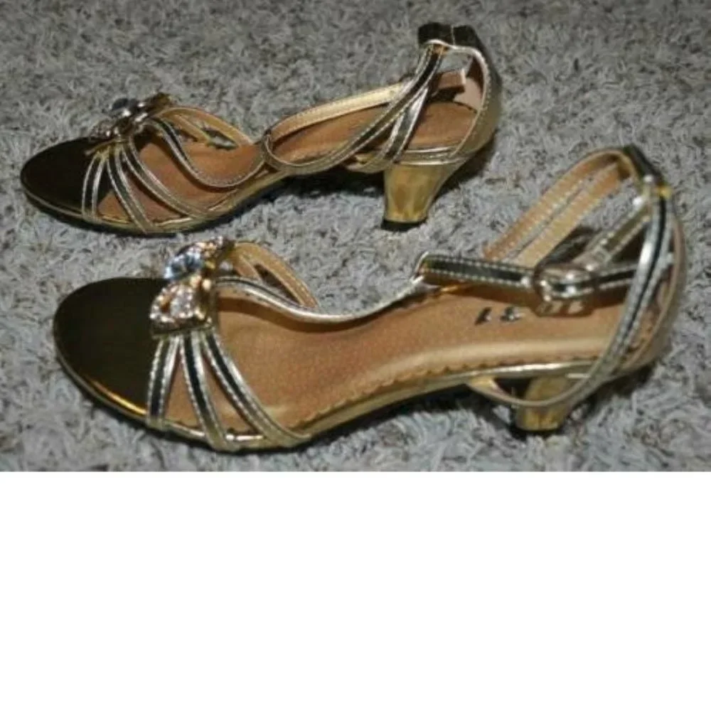 Princess Dress Up Shoes Gold 4/5 Low Block Heels T-Strap Halloween Sandals Girls